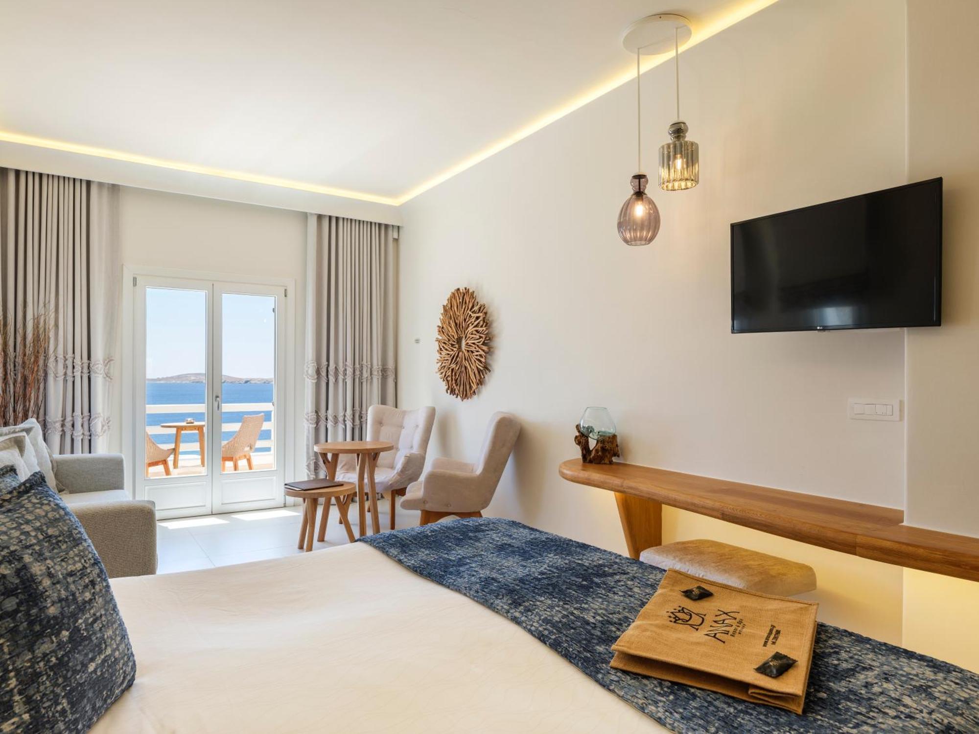 Hotel Anax And
